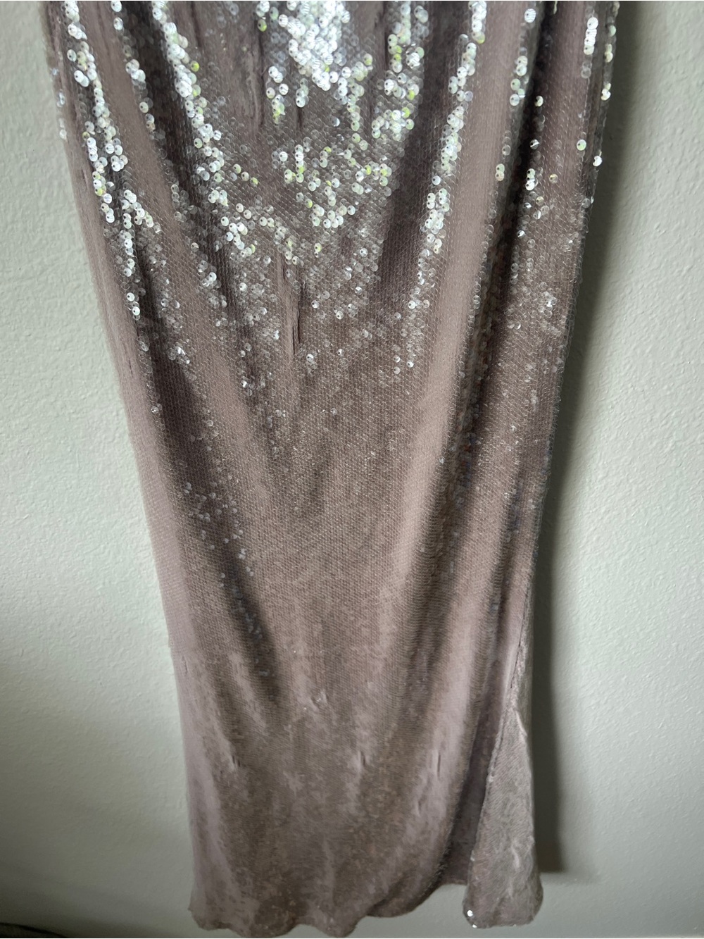 Club L London MOONSTONE
Lilac Sequin Bandeau Maxi Dress - Picture 5 of 7
